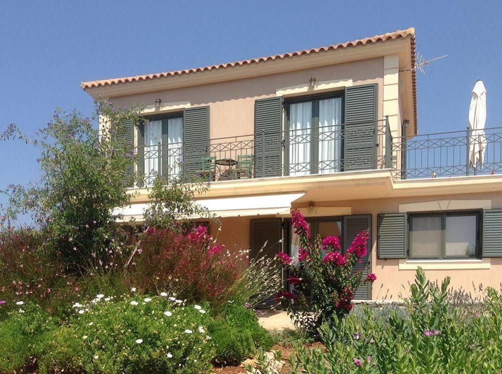 Korallis Villas Livathos  외부 사진